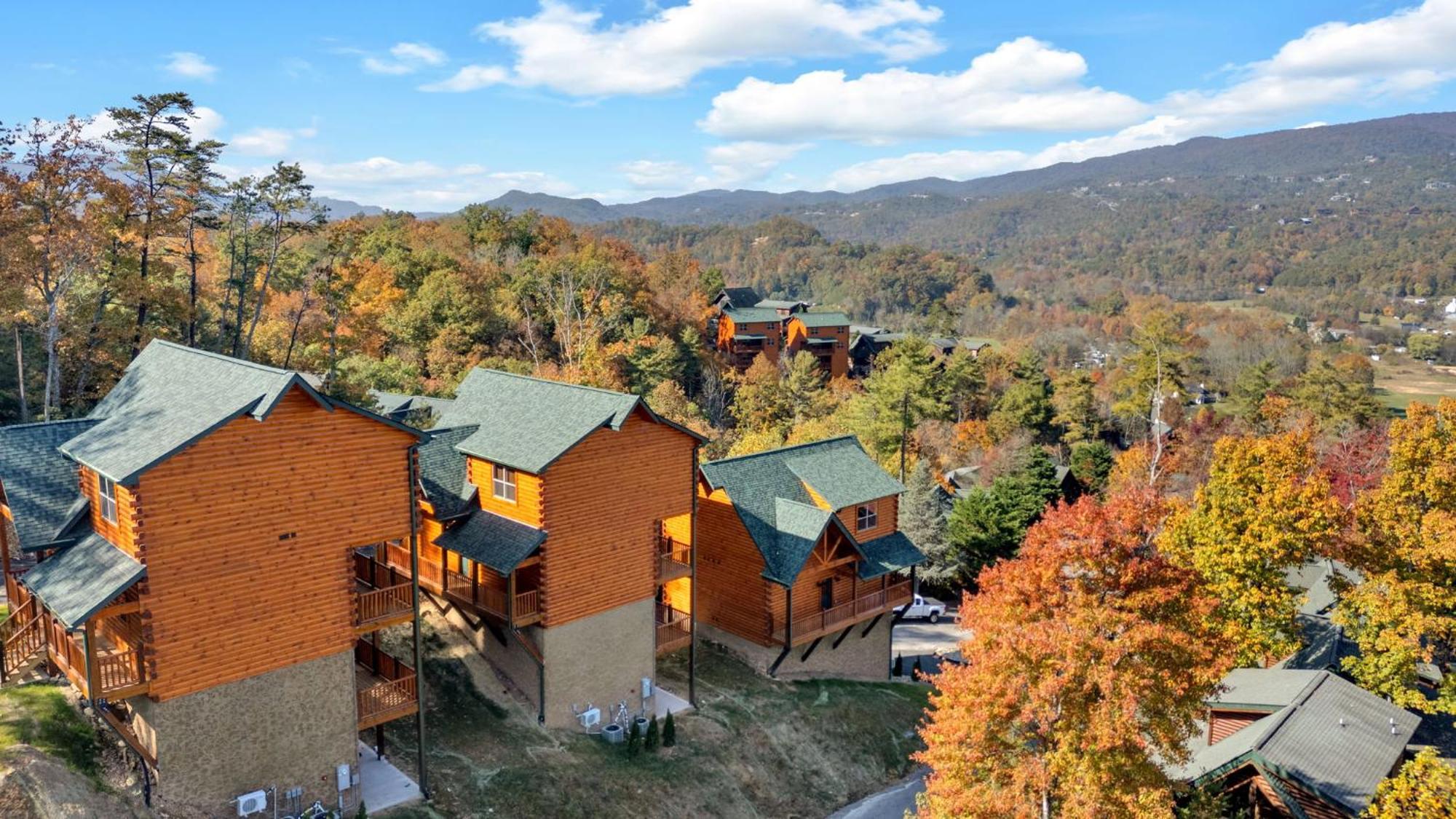 New Luxury Cabin With Indoor Pool, Hot Tub, & Theater Pigeon Forge Exterior foto