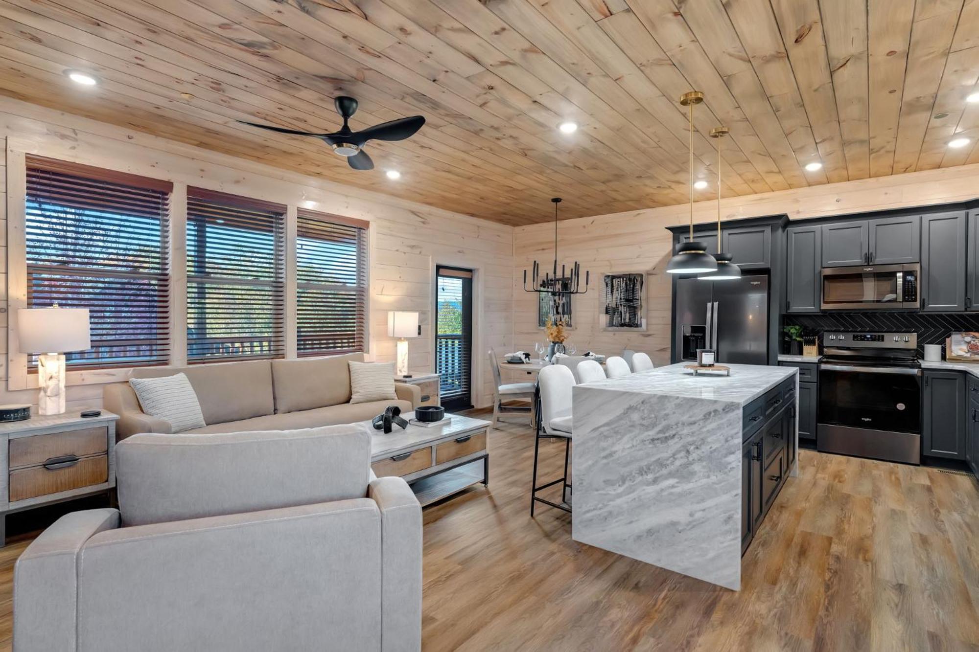 New Luxury Cabin With Indoor Pool, Hot Tub, & Theater Pigeon Forge Exterior foto